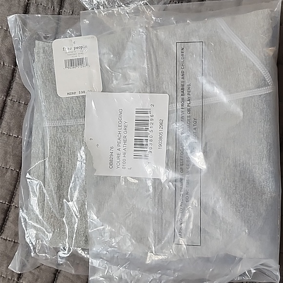 NWT Free People Leggings You're a Peach in Heather Gray Size Large - Picture 12 of 12